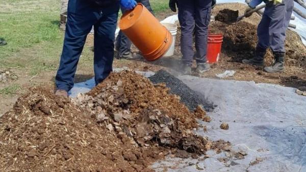 Enmiendas orgánicas para la conservación del suelo, agua y semillas criollas