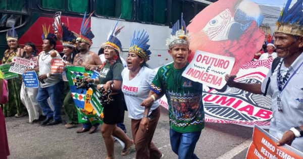 Marcha Mundial de los Pueblos Indígenas Reúne a Más de 3.000 Indígenas en las Calles de Belém